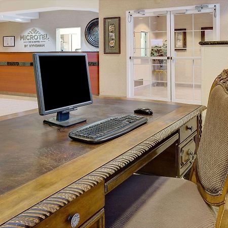 Microtel Inn & Suites By Wyndham Indianapolis Airport Luaran gambar