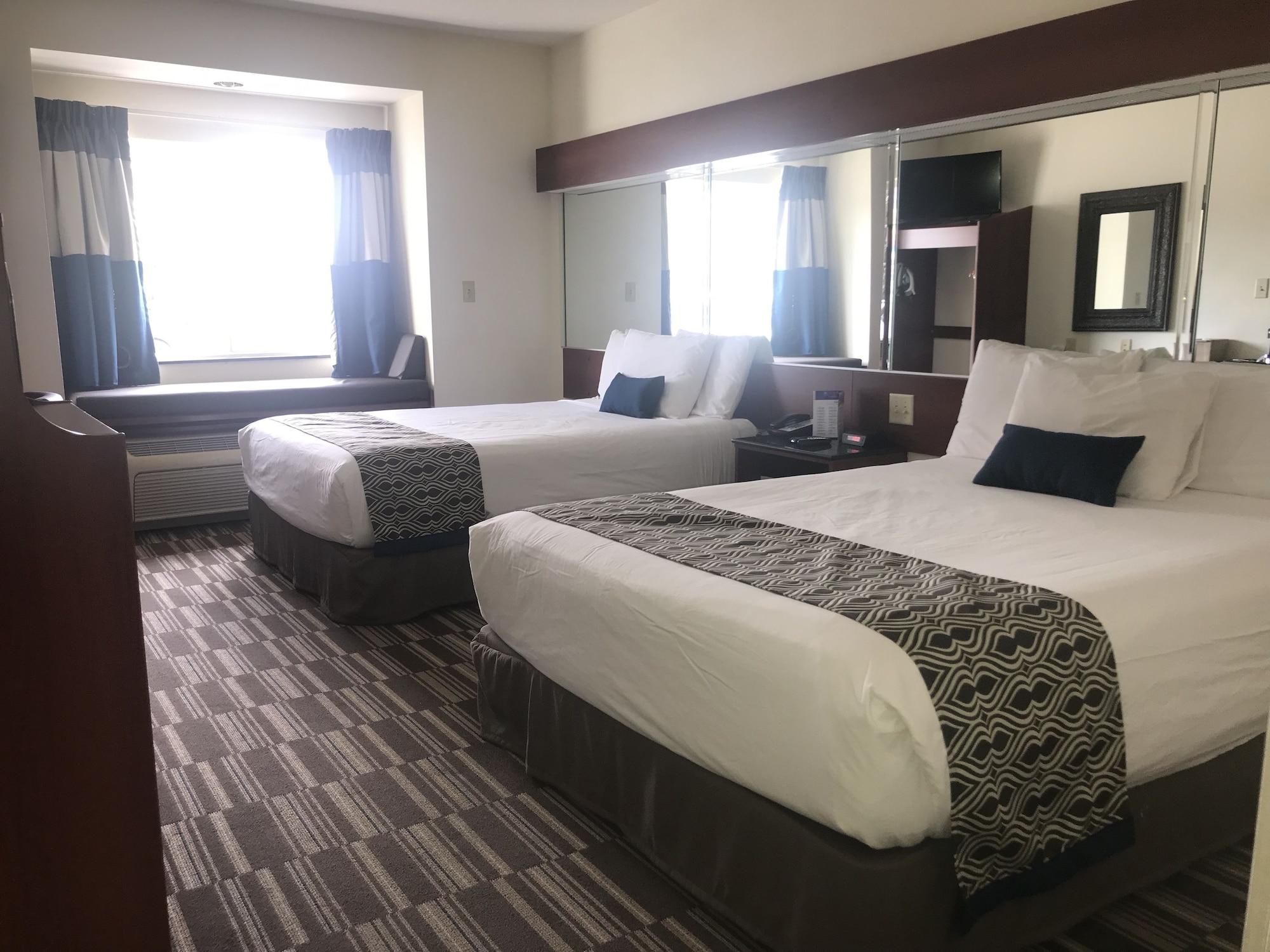 Microtel Inn & Suites By Wyndham Indianapolis Airport Luaran gambar